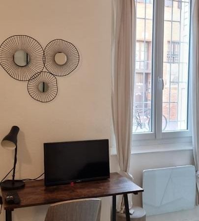 Апартаменты Studio En Rdc - Quai De Garonne - Capitole - Wifi Тулуза Экстерьер фото